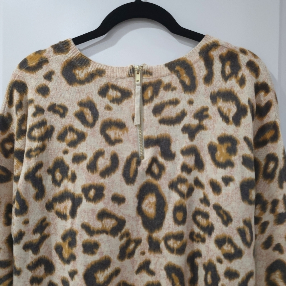 H&M Leopard Print Poly Wool Blend Sweater, M - Picture 9 of 14